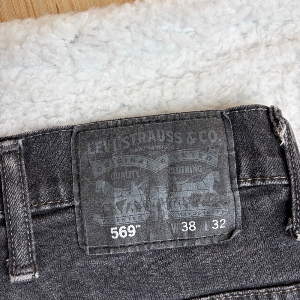 Levis 569 Loose Straight Jeans Mens 38x32 (31) Black Denim Pants 00569-0268 - Picture 2 of 8
